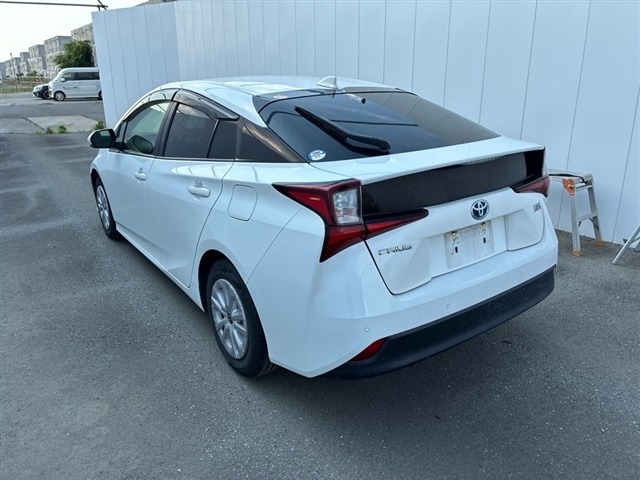 Toyota PRIUS 2021 7637979-1