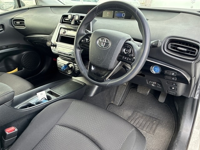 Toyota PRIUS 2021 7637979-3