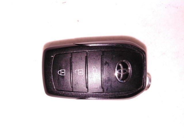 Toyota PRIUS 2023 7638003-10