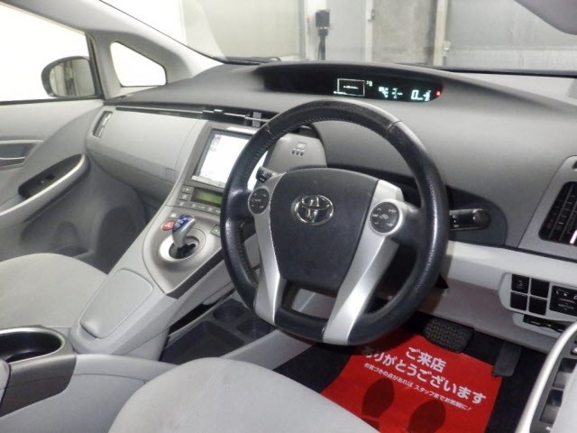 Toyota PRIUS 2012 7638037-3