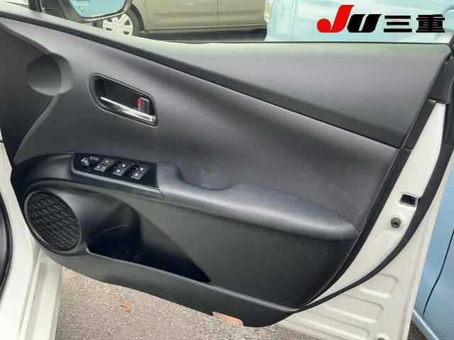 Toyota PRIUS 2018 7638054-13