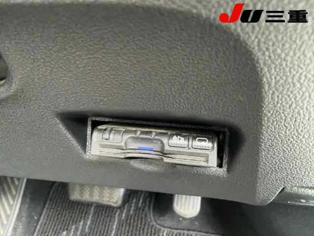 Toyota PRIUS 2018 7638054-16
