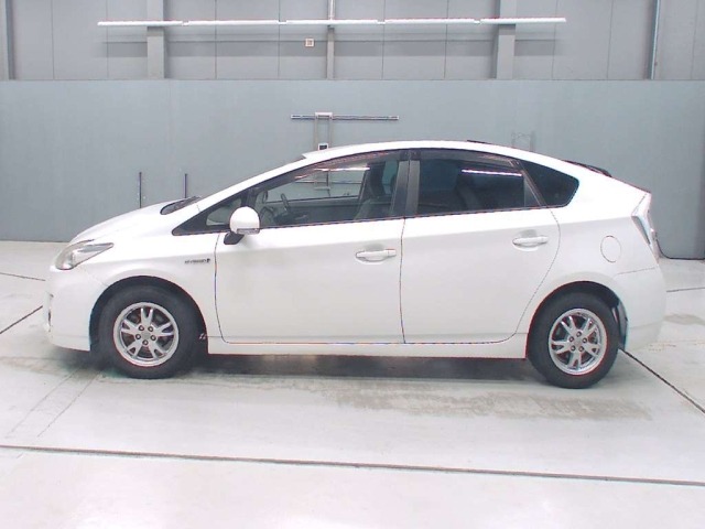 Toyota PRIUS 2011 7638101-4