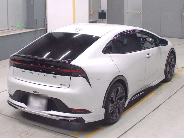 Toyota PRIUS 2024 7638102-1