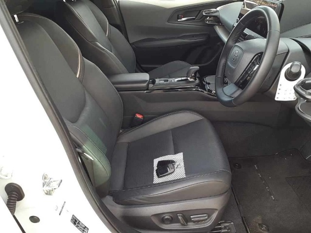 Toyota PRIUS 2024 7638102-8