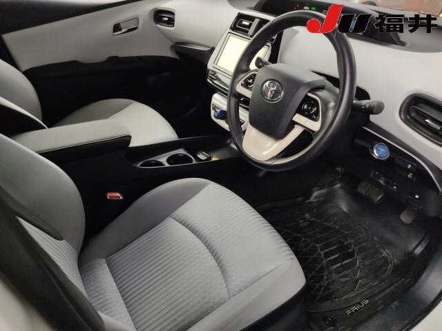 Toyota PRIUS 2016 7638173-3