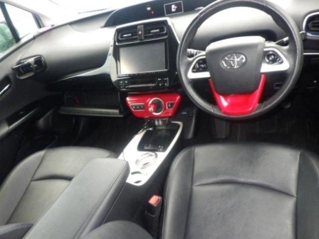 Toyota PRIUS 2016 7638250-3