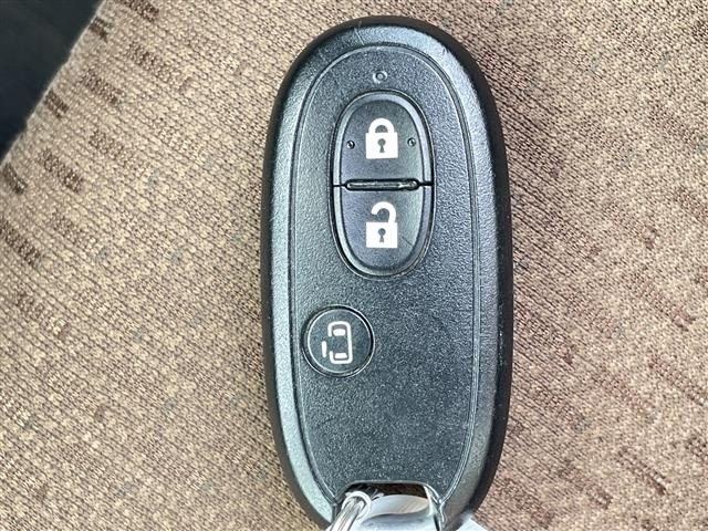 Nissan ROOX 2012 7630601-21