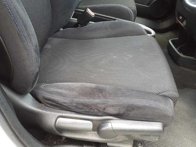 Honda STREAM 2012 7640601-8