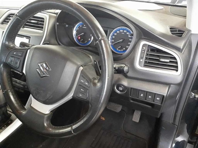 Suzuki SX4 2015 7641030-9