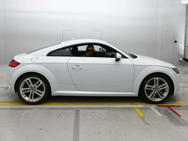 Audi TT 2016 7642440-3