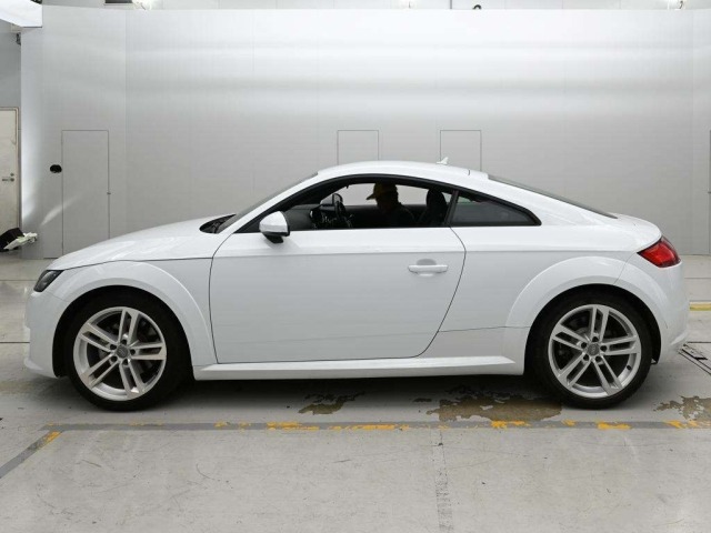 Audi TT 2016 7642440-4