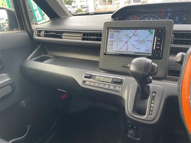Suzuki WAGON R 2018 7638276-6
