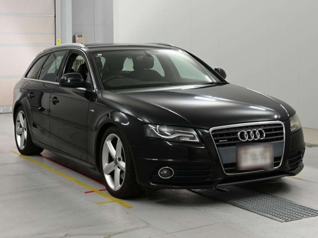 Audi A4 2009 7657467-5