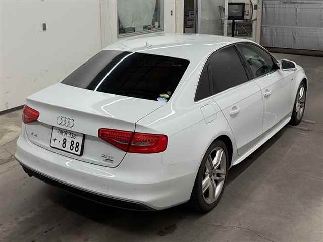 Audi A4 2013 7657472-5