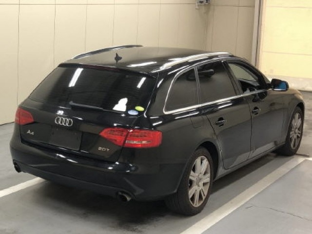 Audi A4 2012 7657491-3