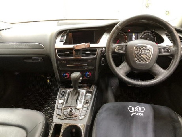 Audi A4 2012 7657491-4