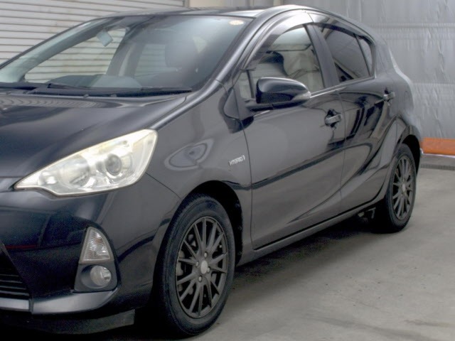 Toyota AQUA 2014 7659754-4