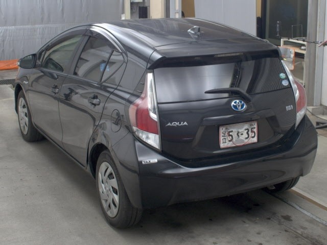 Toyota AQUA 2015 7659757-1