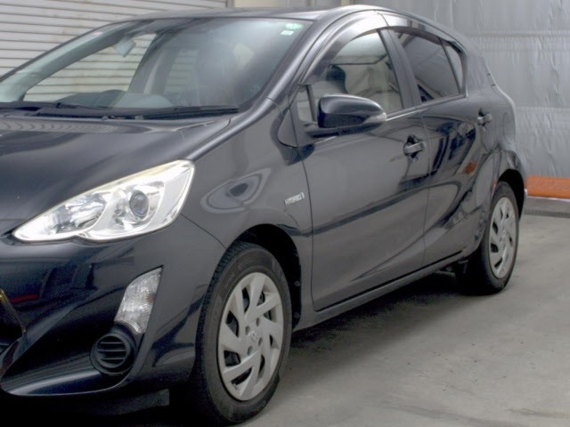Toyota AQUA 2015 7659757-4