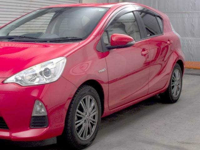 Toyota AQUA 2013 7659758-4
