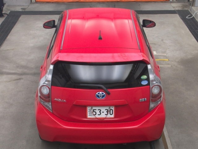 Toyota AQUA 2013 7659758-7