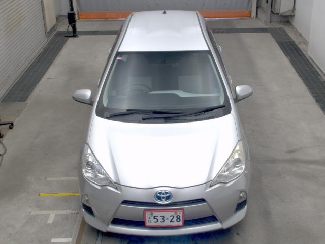 Toyota AQUA 2013 7659759-6