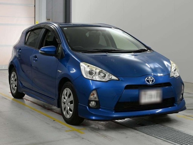 Toyota AQUA 2014 7659768-5