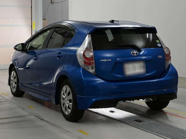 Toyota AQUA 2014 7659768-6