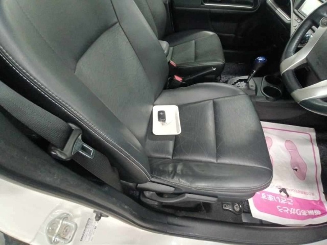 Toyota AQUA 2013 7659769-10