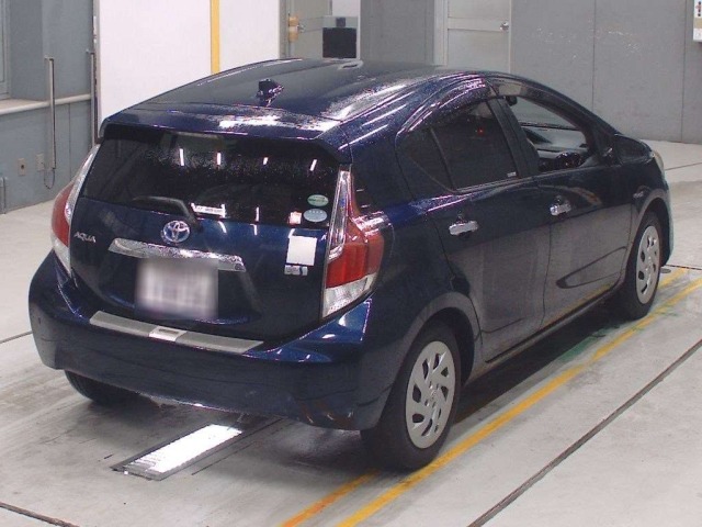 Toyota AQUA 2016 7659773-1