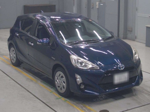 Toyota AQUA 2016 7659773-5