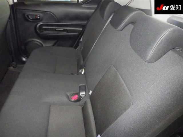 Toyota AQUA 2017 7659776-4
