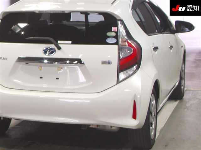 Toyota AQUA 2017 7659776-8