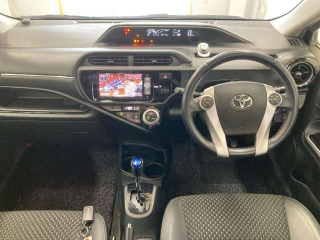 Toyota AQUA 2015 7659780-3