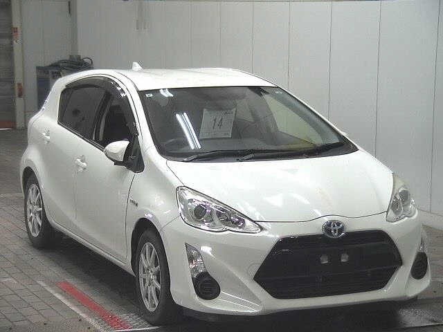 Toyota AQUA 2015 7659785-0