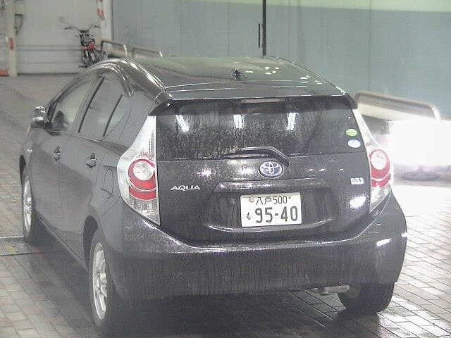 Toyota AQUA 2013 7659786-1