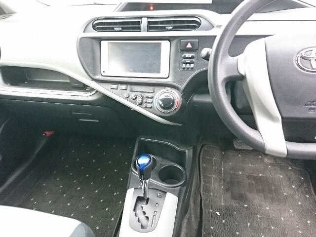 Toyota AQUA 2013 7659786-6