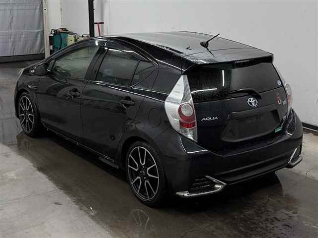 Toyota AQUA 2014 7659788-1