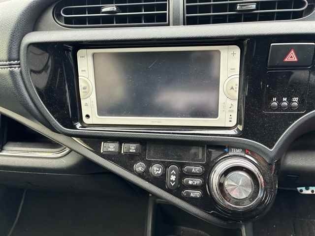 Toyota AQUA 2014 7659788-6