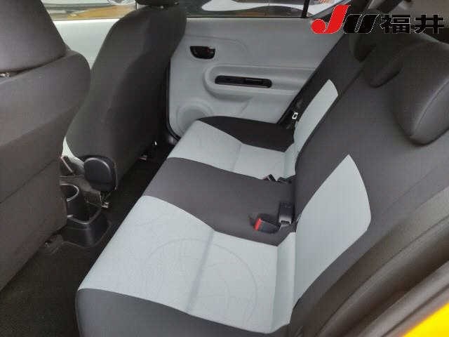 Toyota AQUA 2013 7659795-6