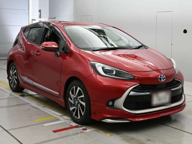 Toyota AQUA 2021 7659818-5