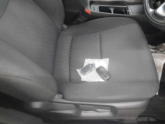 Toyota AQUA 2023 7659822-10