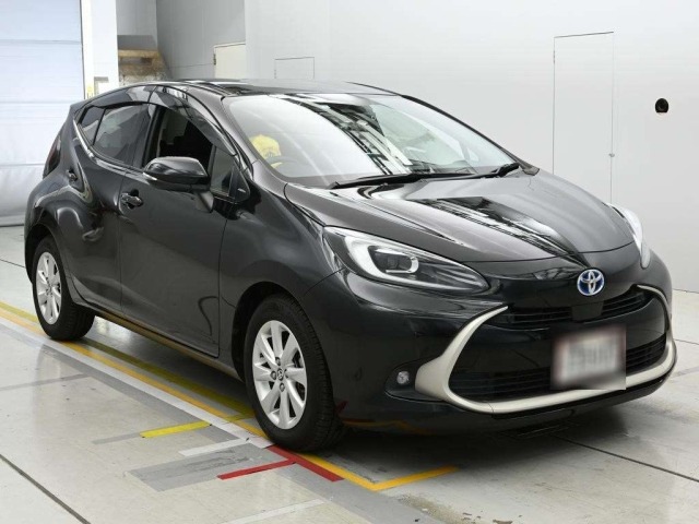 Toyota AQUA 2023 7659822-5