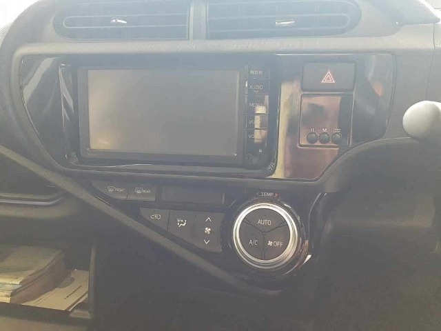 Toyota AQUA 2015 7659834-12