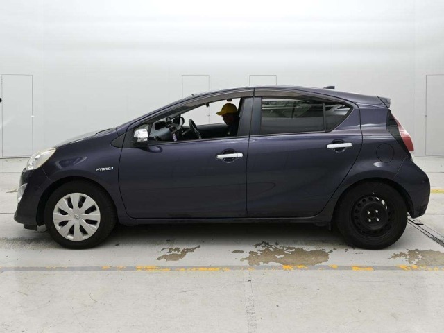Toyota AQUA 2015 7659834-4