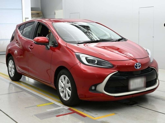 Toyota AQUA 2021 7659835-5