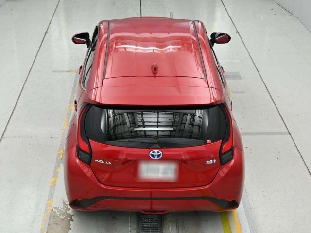 Toyota AQUA 2021 7659835-8