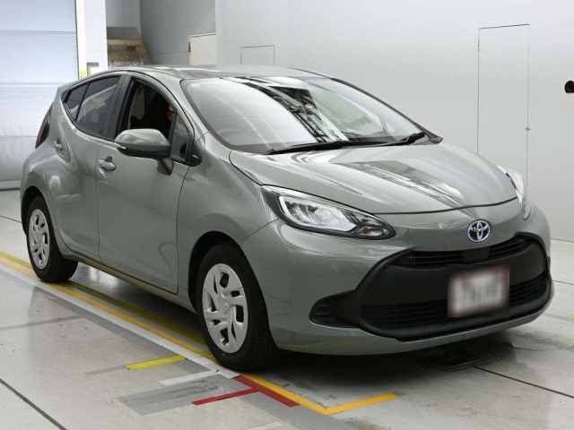 Toyota AQUA 2022 7659840-5