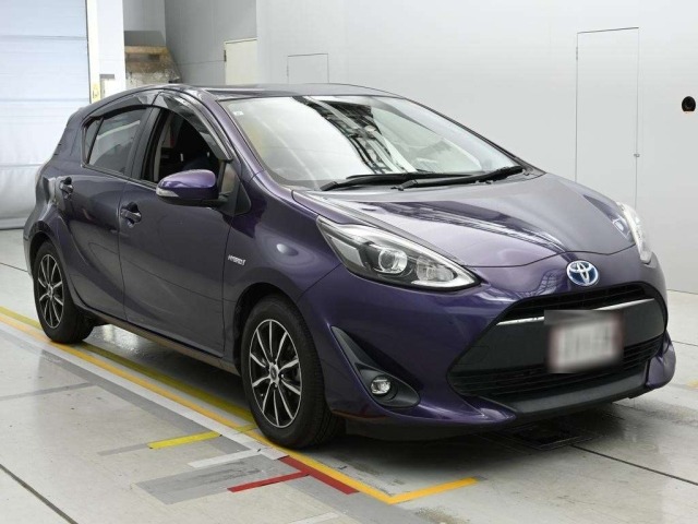 Toyota AQUA 2017 7659841-5